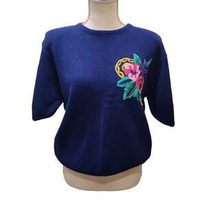 Segue Women's Blue Embroidered Flower Short Sleeve Top Medium (10-12) NWT